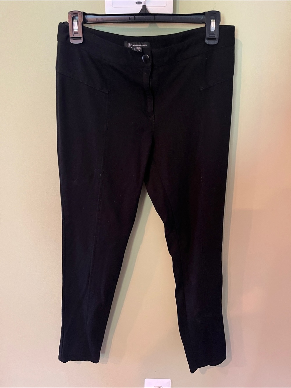 INC International Concepts Black Medium-Rise Ponte Pants. Size 10.